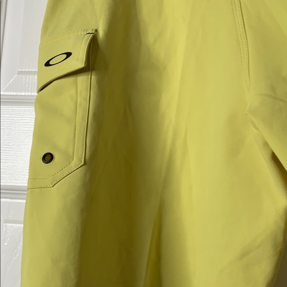 Men’s Oakley Bermuda Board Shorts - Picture 7 of 8